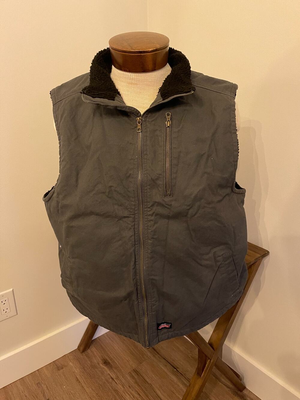 Genuine Dickies Gray Vest Size 2XL 50-52